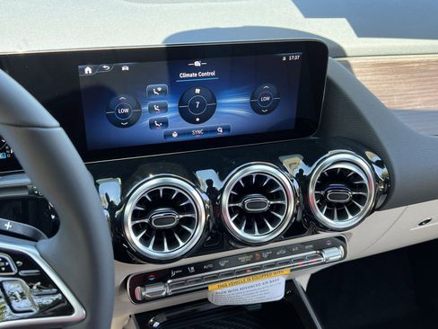 Used 2026 Mercedes-Benz GLA 250 GLA 250 image 19