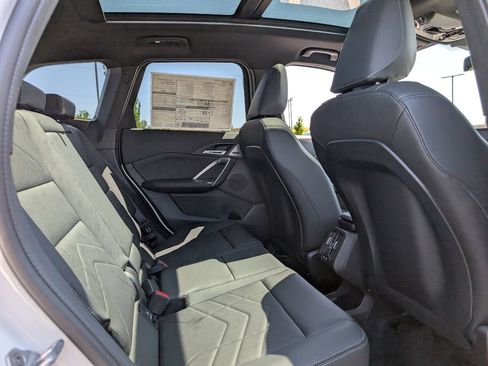 New 2025 BMW X1 xDrive28i w/ Premium Package image 19