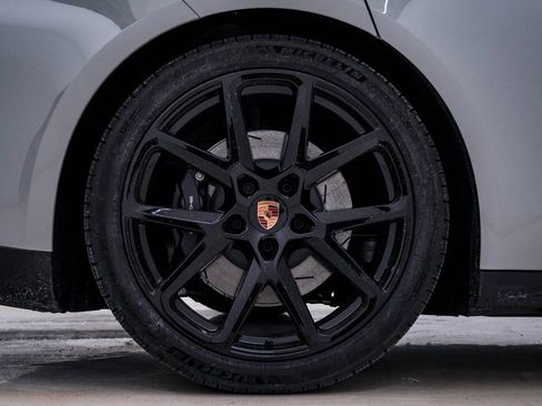 New 2026 Porsche Panamera 4 image 13