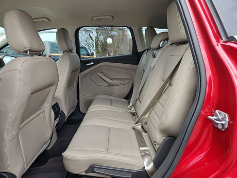 Used 2018 Ford Escape SEL image 12