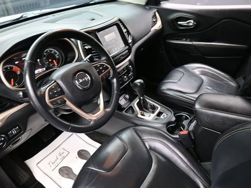 Used 2016 Jeep Cherokee Limited w/ Trailer Tow Group image 18