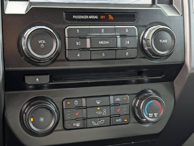 Used 2017 Ford F150 XLT w/ Equipment Group 302A Luxury RWD image 18