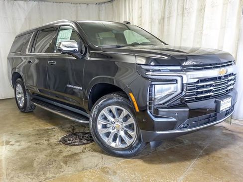 New 2026 Chevrolet Suburban Premier AWD/4WD image 2