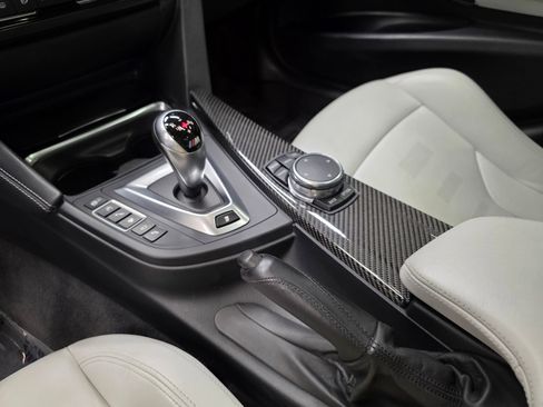 Used 2015 BMW M3 RWD image 27