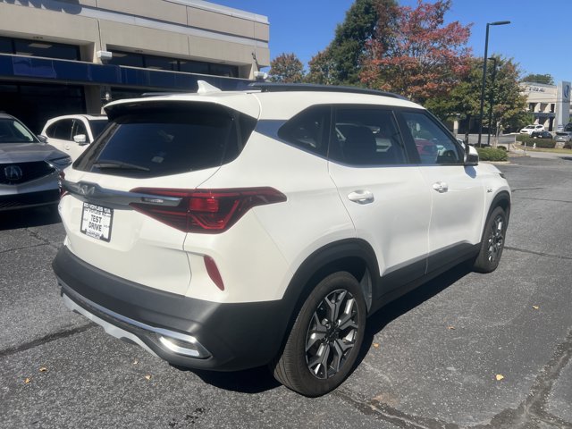 Certified 2023 Kia Seltos EX AWD/4WD image 6