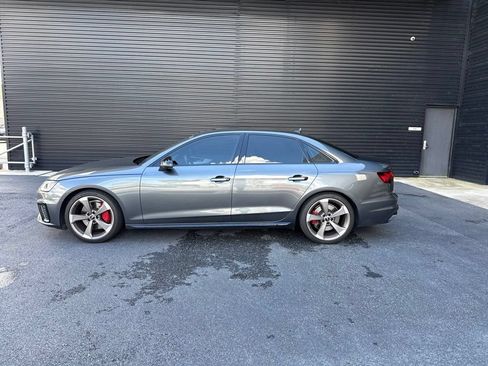Used 2022 Audi A4 2.0T Premium Plus AWD/4WD image 2