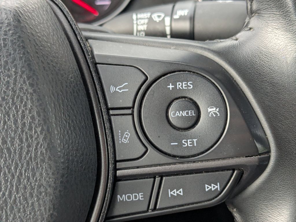 Used 2024 Toyota Camry XSE FWD image 35