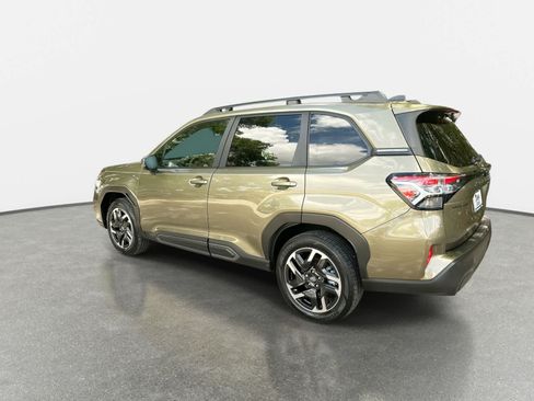 Used 2025 Subaru Forester Limited AWD/4WD image 6
