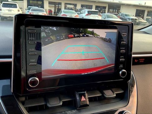 Used 2020 Toyota Corolla LE FWD image 24