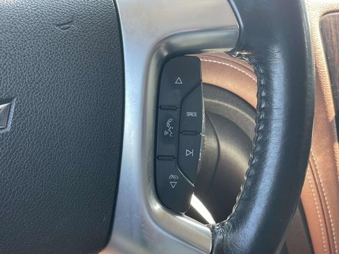 Used 2015 Chevrolet Traverse LT AWD/4WD image 20