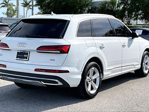 Used 2023 Audi Q7 2.0T Premium Plus w/ Premium Plus Package AWD/4WD image 5