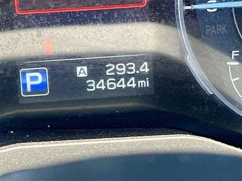 Used 2022 Subaru Ascent Limited image 12