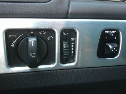 Used 2002 Ford Thunderbird image 27