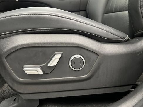 Used 2026 Hyundai Santa Fe SEL AWD/4WD image 13