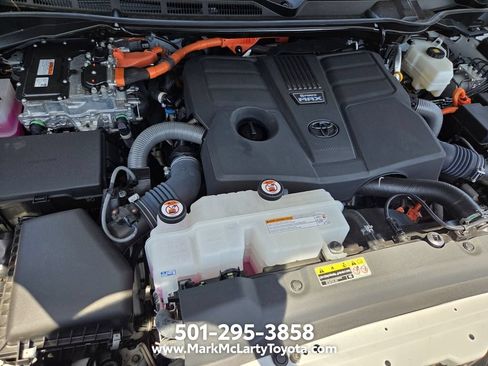Used 2025 Toyota Tundra TRD Pro AWD/4WD image 27