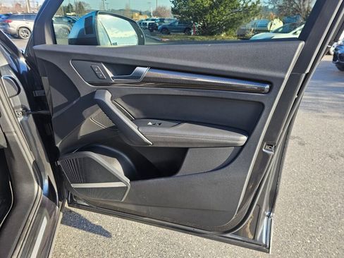 Used 2022 Audi SQ5 Prestige image 10