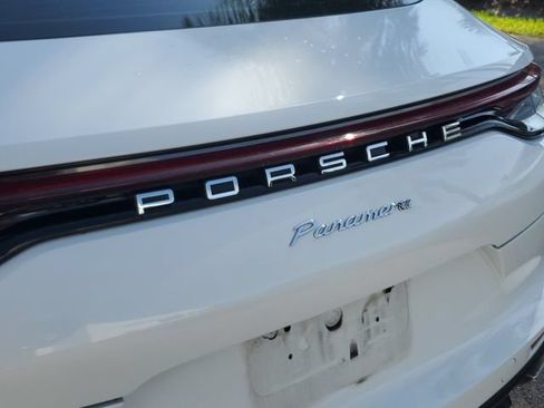 Used 2023 Porsche Panamera RWD image 28