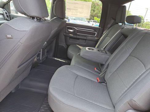 New 2025 RAM 2500 Big Horn AWD/4WD image 13