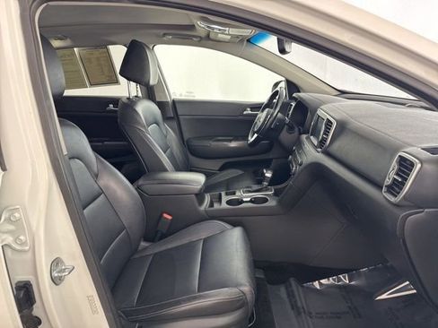 Used 2017 Kia Sportage EX w/ EX Premium Package image 25