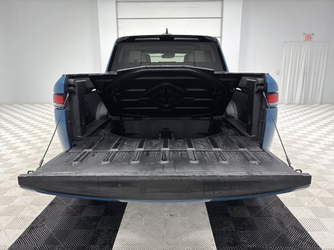 Used 2023 Rivian R1T Adventure image 15