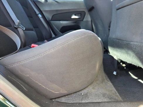 Used 2014 Chevrolet Cruze Eco image 18