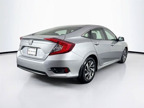 Used 2016 Honda Civic EX image 2