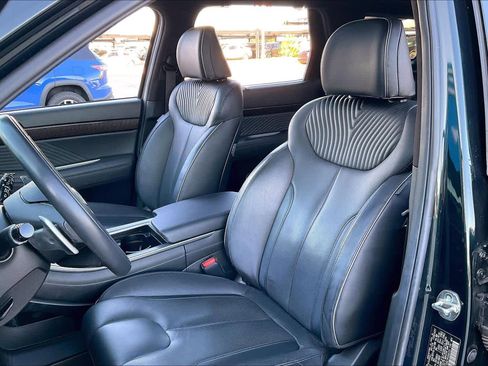 Used 2023 Hyundai Palisade Calligraphy w/ Cargo Package image 9