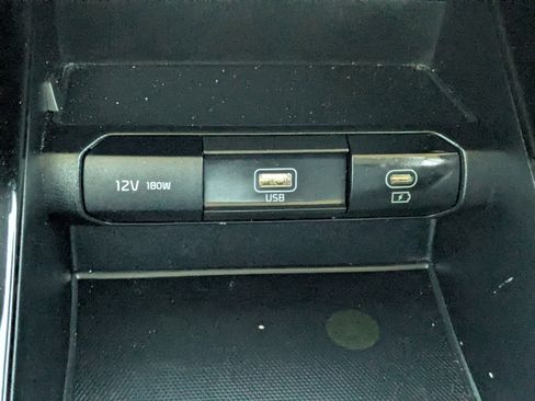 Certified 2024 Kia Telluride LX image 25