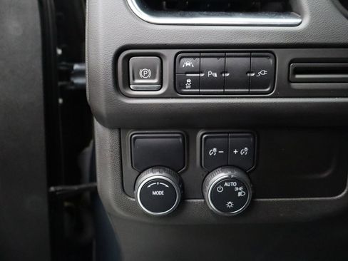 Used 2021 Chevrolet Tahoe 2WD w/ 1FL Safety Package image 15