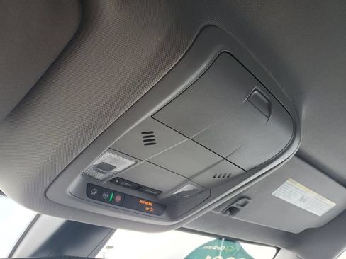 Used 2021 GMC Acadia SLE w/ Driver Convenience Package FWD image 34