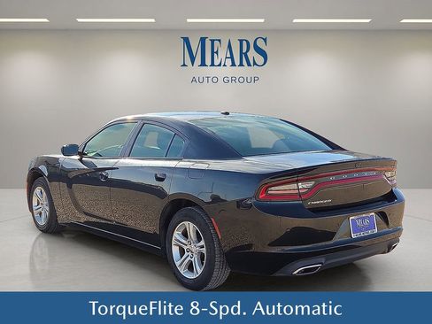 Used 2022 Dodge Charger SXT image 4