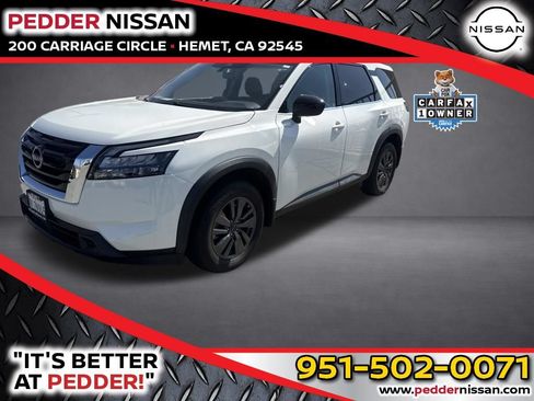 Used 2024 Nissan Pathfinder S FWD image 1