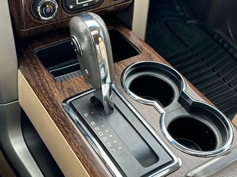 Used 2013 Ford F150 Lariat w/ Luxury Equipment Group image 20