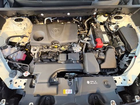 Used 2025 Toyota RAV4 XLE image 34