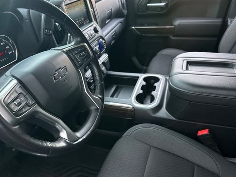 Used 2021 Chevrolet Silverado 1500 LT Trail Boss w/ Bed Protection Package image 12