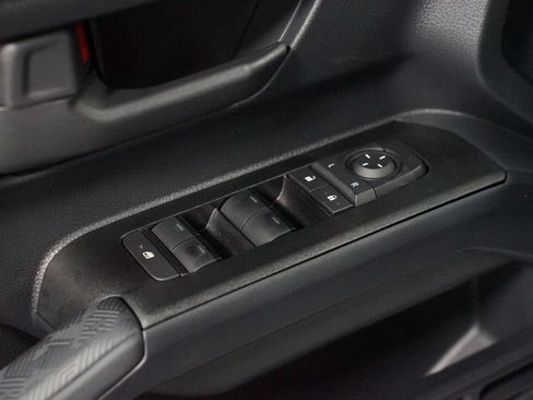 New 2026 Toyota 4Runner SR5 AWD/4WD image 32