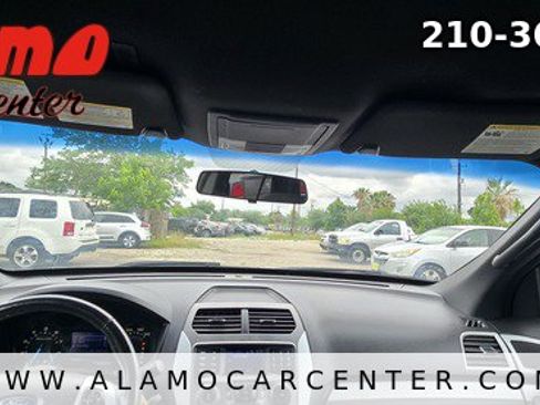 Used 2013 Ford Explorer XLT FWD image 38