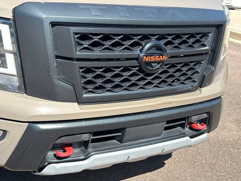 Used 2021 Nissan Titan PRO-4X w/ Pro-4x Convenience Package AWD/4WD image 22