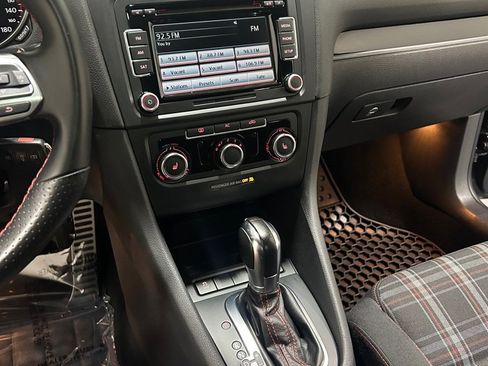 Used 2012 Volkswagen Golf 4-Door image 13