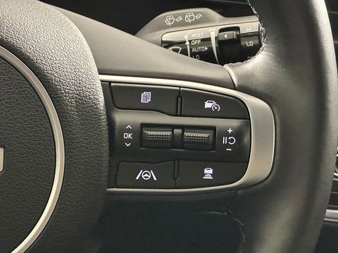 Used 2023 Kia Sportage X-Pro AWD/4WD image 32