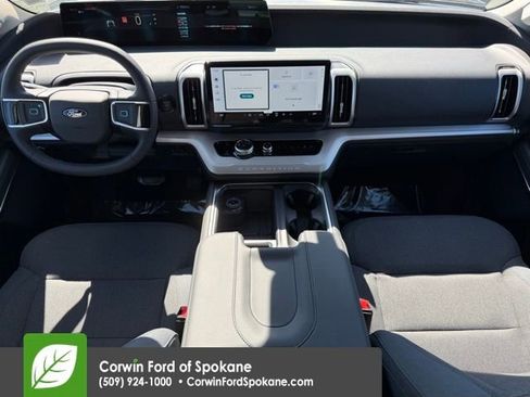New 2026 Ford Expedition Active AWD/4WD image 12
