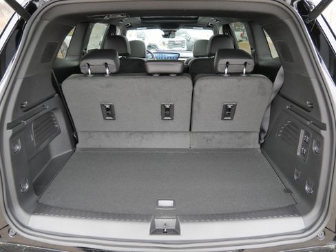 New 2026 Buick Enclave Sport Touring image 5
