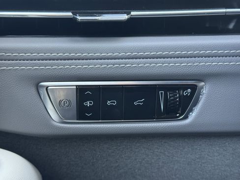 New 2025 Cadillac Escalade IQ Sport 1 image 29