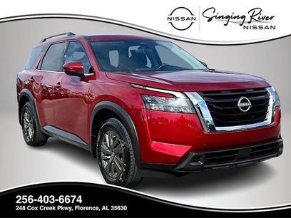 Used 2024 Nissan Pathfinder SV