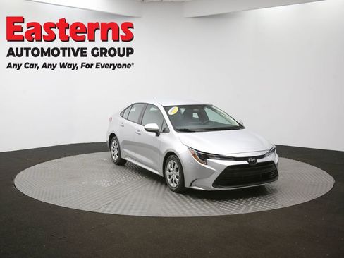 Used 2023 Toyota Corolla LE image 45