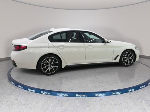 Certified 2022 BMW 540i xDrive w/ M Sport Package image 5