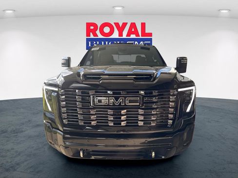 New 2026 GMC Sierra 3500 Denali Ultimate image 4