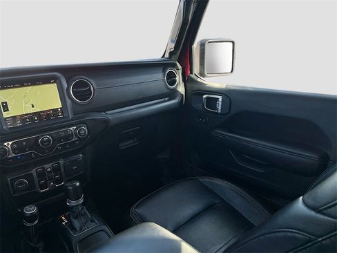 Used 2021 Jeep Wrangler Unlimited Sahara w/ Cold Weather Group image 23