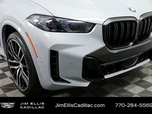 Used 2025 BMW X5 M60i AWD/4WD image 38