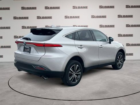 Used 2024 Toyota Venza LE image 5